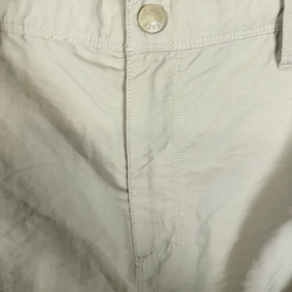 The North Face Mens Cargo Shorts L Tan Khaki Nylon Hiking Outdoor Elastic Waist